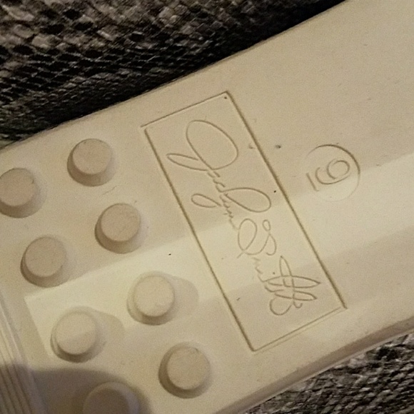 Jaclyn Smith shoes - Picture 4 of 4